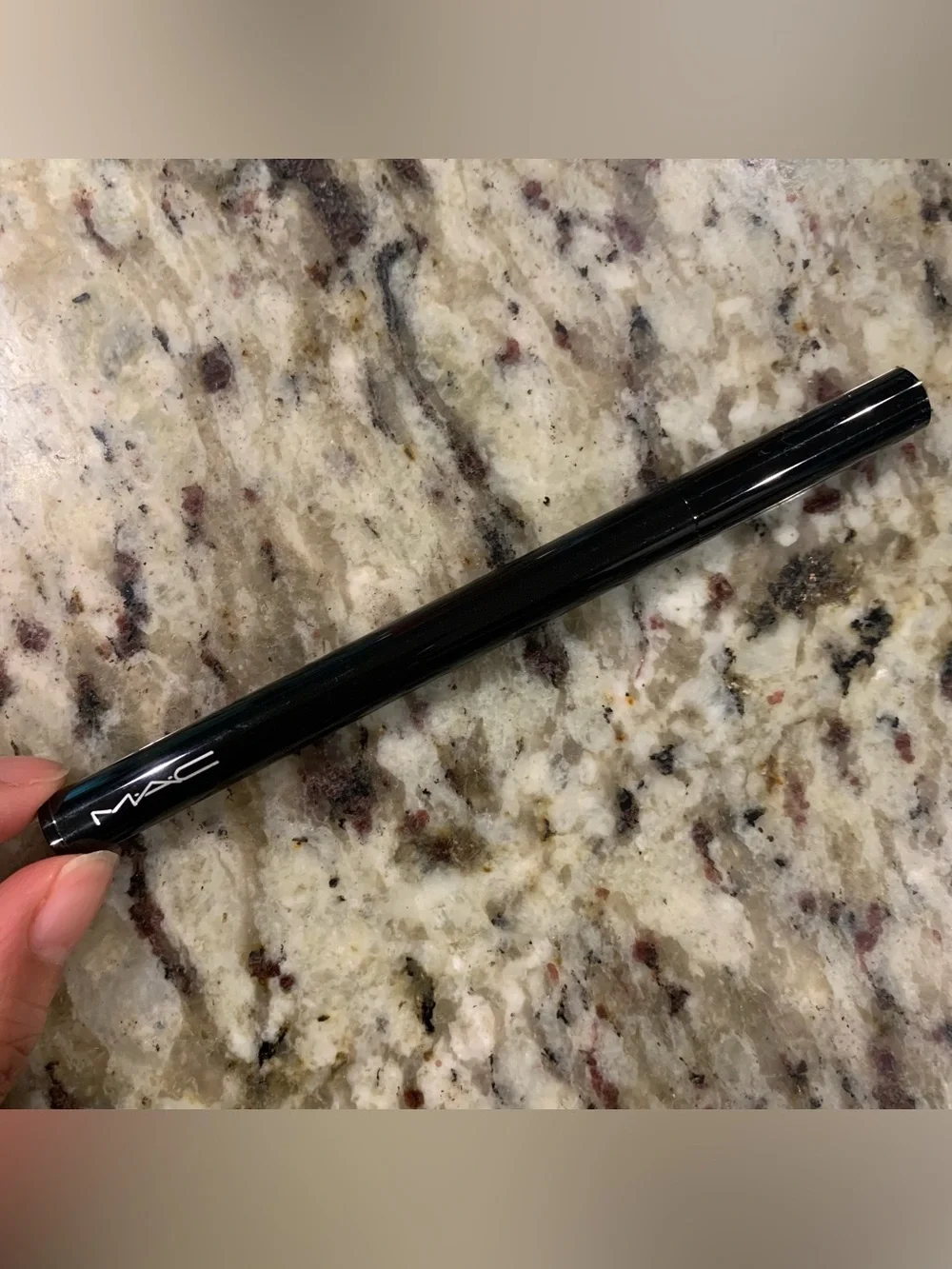 MAC Brushstroke 24 hr liner -pen eyeliner,color Brushblack 0.02 Oz.